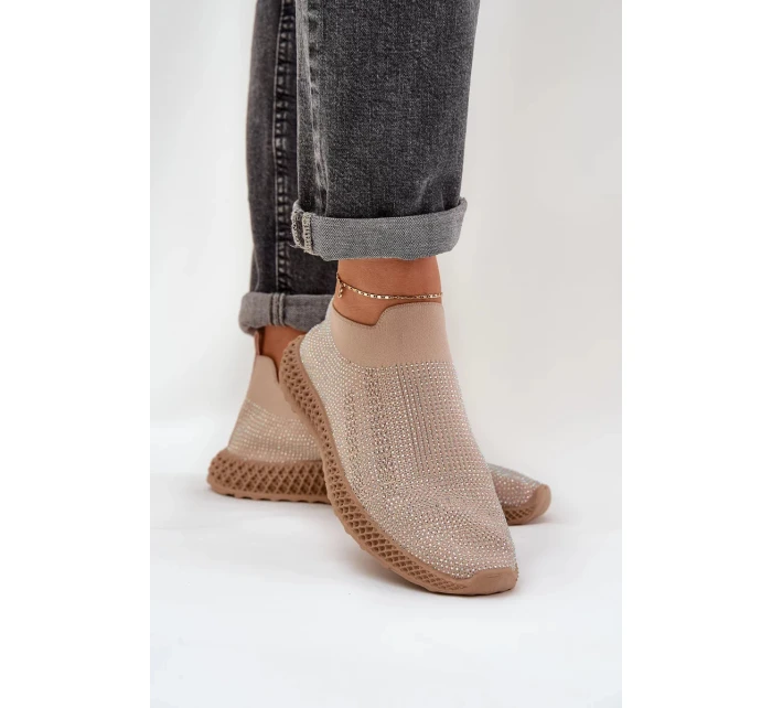 Dámské nazouvací sportovní boty se zdobením D&A – béžové