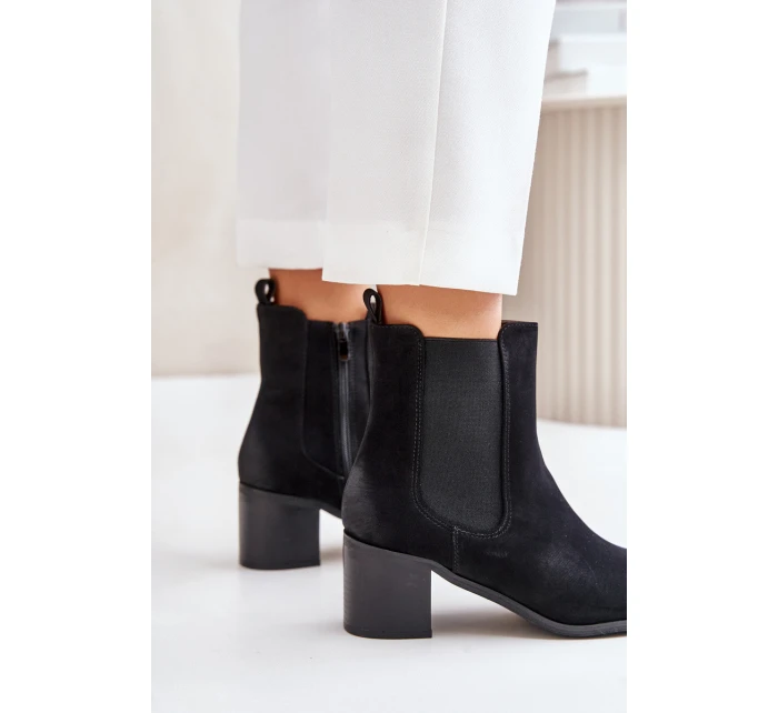 Zateplené dámské boty na podpatku černé Radeya Zateplené dámské boty na podpatku černé Radeya