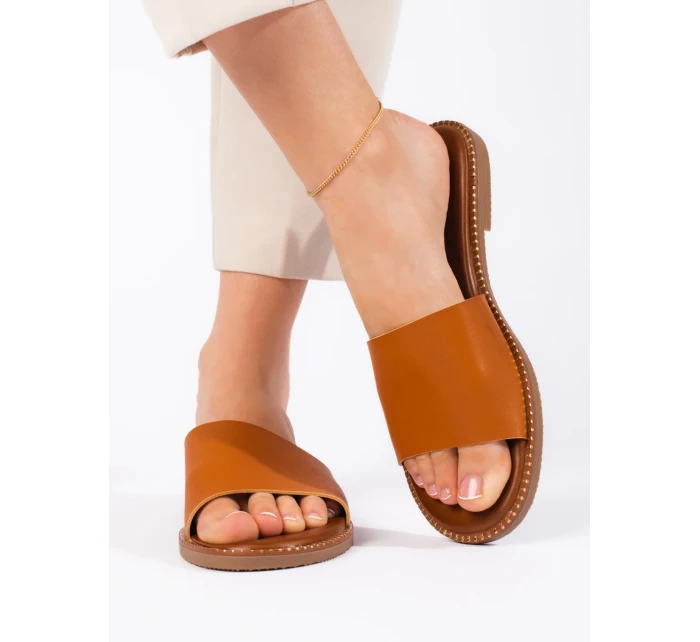 Zajímavé hnědé nazouváky dámské bez podpatku Zajímavé hnědé nazouváky dámské bez podpatku