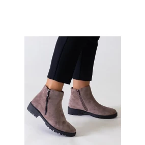 Boty model 204571 Solea Boty model 204571 Solea