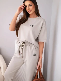 Dámský komplet viskózový máslový s krátkým rukávem a kalhotami s ohrnutým lemem tmavě béžový