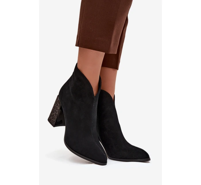 Kožené semišové dámské kotníkové boty na podpatku s Černé model 21711901 - Boto