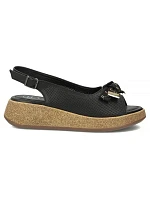 Dámské kožené ažurové sandály na platformě černé Filippo DS7582