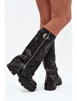 Dámské zateplené kozačky s vyhrnutou holení, přezkou a stříbrným zipem Armena – černé, eko semiš Dámské zateplené kozačky s vyhrnutou holení, přezkou a stříbrným zipem Armena – černé, eko semiš