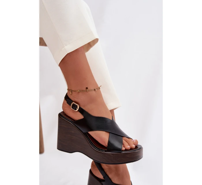 Dámské sandály z eko kůže na platformě Černé model 21937460 - Boto