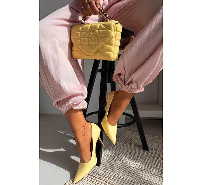 Klasické lakované lodičky z umělé kůže Žluté Odira