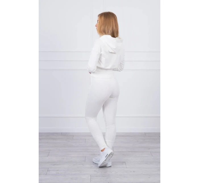 Široká žebrovaná souprava v barvě ecru