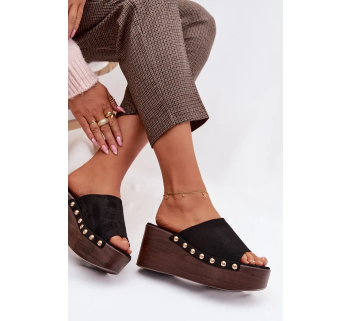 Dámské nazouváky na platformě se zlatými přezkami Eko semiš Černé Helivina