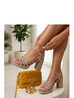 Sandály na podpatku model 228221 Solea