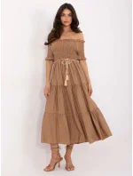 Sukienka MI SK model 21191007 camelowy - FPrice Sukienka MI SK model 21191007 camelowy - FPrice