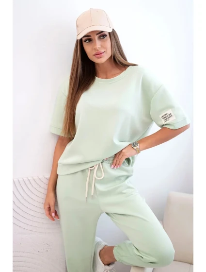 Dámský viskózový komplet s krátkým rukávem a nohavicemi světle mátová Dámský viskózový komplet s krátkým rukávem a nohavicemi světle mátová