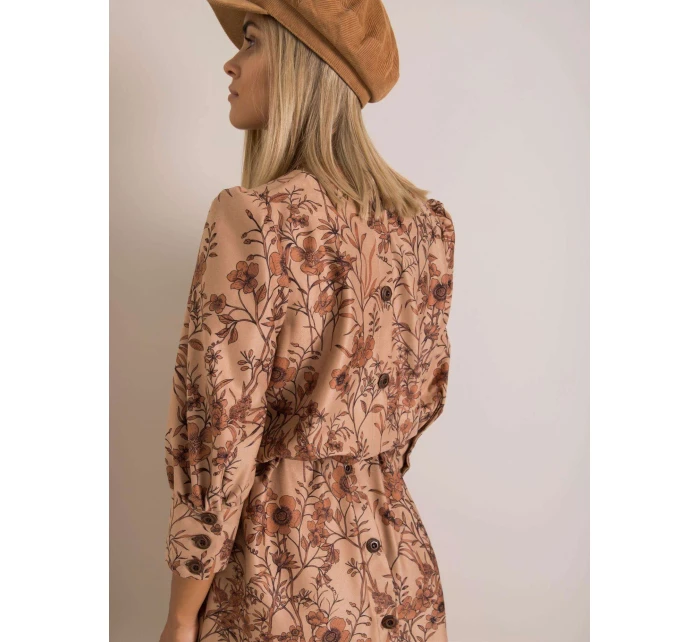 Šaty LK SK model 14832905 světle hnědá - FPrice Šaty LK SK model 14832905 světle hnědá - FPrice