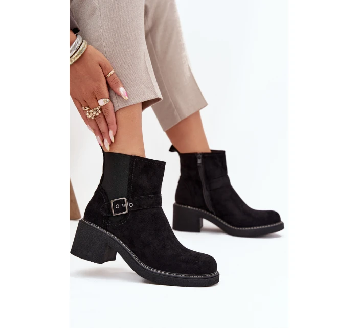 Dámské kotníkové boty na s přezkou černé model 21707424 - Boto Dámské kotníkové boty na s přezkou černé model 21707424 - Boto