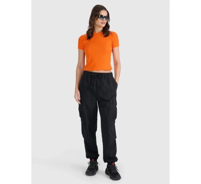 Dámské tričko z vaflového úpletu 4F 4FRSS25TTSHF2749-70S Dámské tričko z vaflového úpletu 4F 4FRSS25TTSHF2749-70S