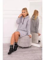 Šaty s kapucí a bočním rozparkem šedé