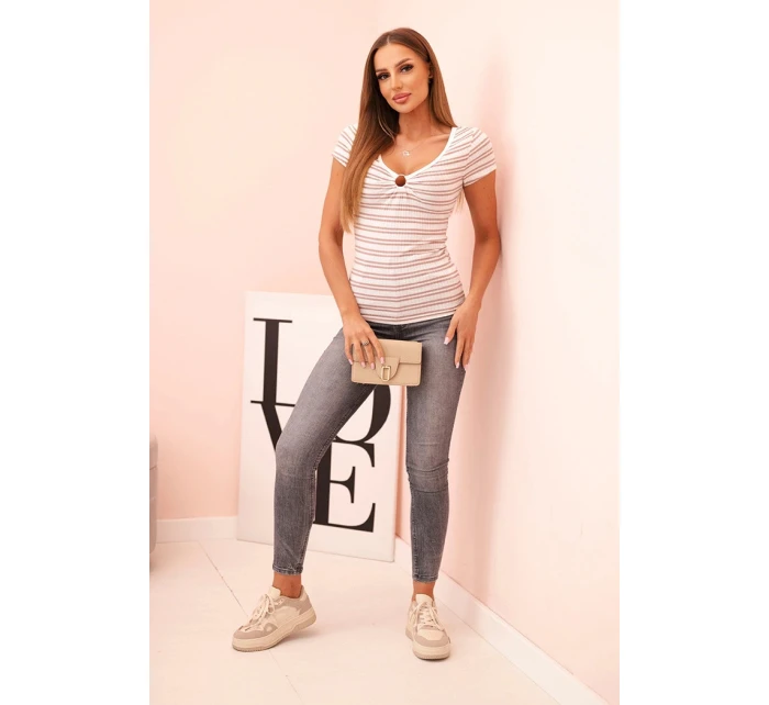 Dámská bavlněná žebrovaná pruhovaná halenka s výstřihem a ozdobným kroužkem tmavě růžová