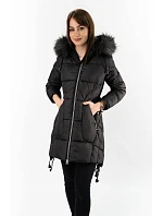 PIKOWANA DAMSKA KURTKA ZIMOWA Z KAPTUREM CZARNA model 21242048 - Libland