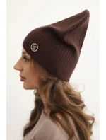 Dámská čepice s proužky a ozdobným knoflíkem s přídavkem vlny a modalu hnědá Dámská čepice s proužky a ozdobným knoflíkem s přídavkem vlny a modalu hnědá