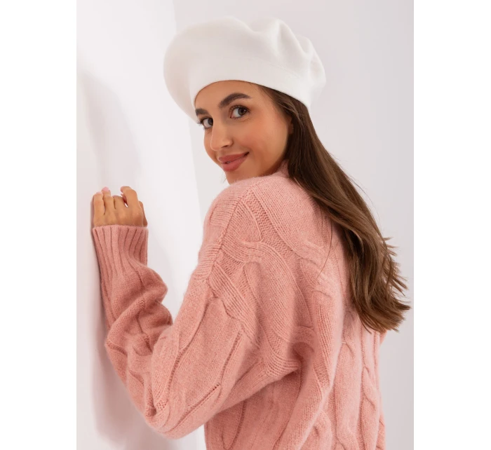 Czapka AT CZ model 18917586 ecru - FPrice Czapka AT CZ model 18917586 ecru - FPrice