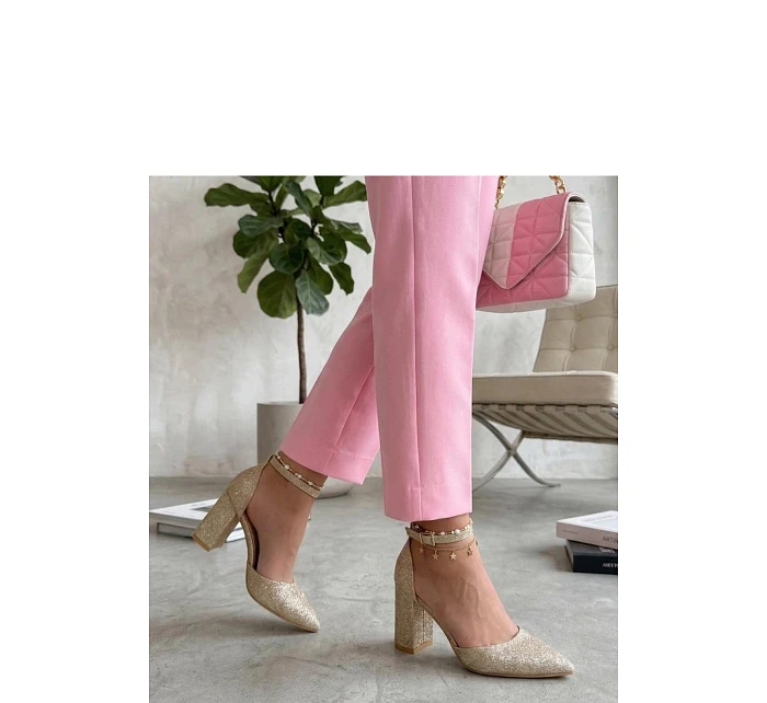 Lodičky na sloupku model 226566 Solea Lodičky na sloupku model 226566 Solea