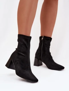Dámské kotníkové boty na podpatku z eko semiše Olianne