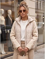 Kurtka damska pikowana z odpinanym kapturem beżowa model 22347617 - FashionStreet Kurtka damska pikowana z odpinanym kapturem beżowa model 22347617 - FashionStreet