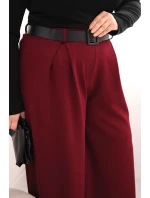 Dámské kalhoty Plus Size s širokým model 21753177 a páskem bordové - K-Fashion