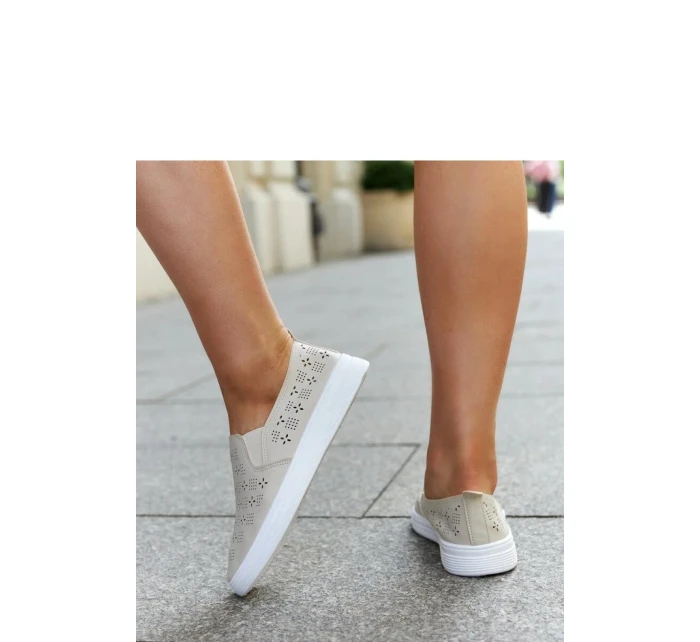 Tenisky  model 207316 Solea