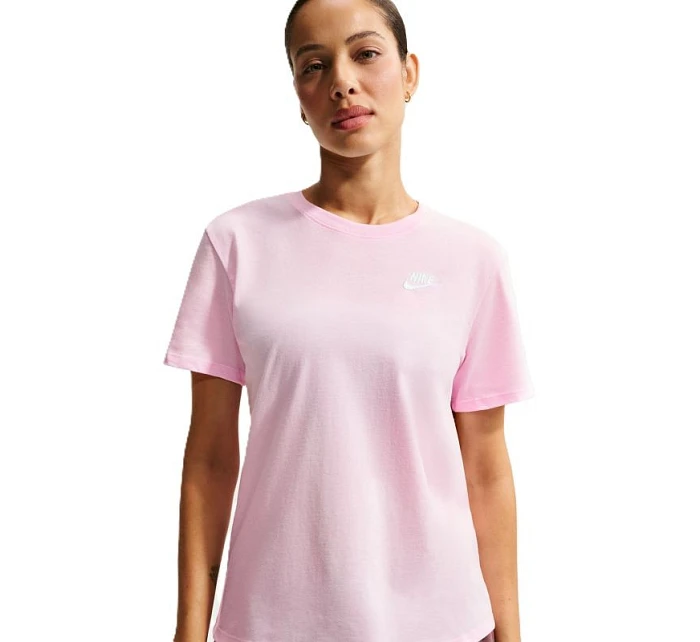 Dámské tričko Nike Sportswear Club Essentials DX7902-663 Dámské tričko Nike Sportswear Club Essentials DX7902-663