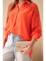 Dámská viskózová košile s krajkovými rukávy a límečkem béžová