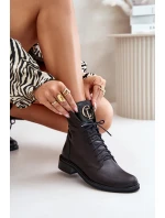 Kožené Botky Worker S Zlatým Na Černé model 21672963 - Zazoo