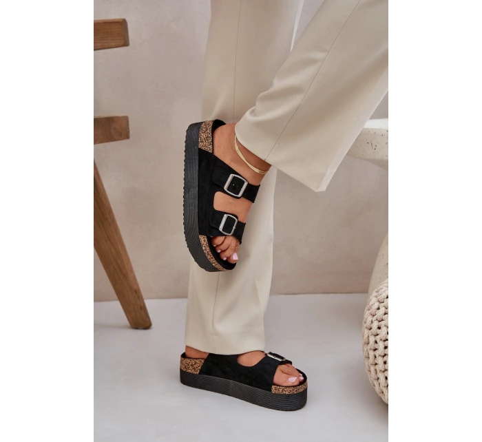 Dámské sandály na masivní platformě se černé model 21685371 - Boto Dámské sandály na masivní platformě se černé model 21685371 - Boto