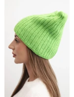Dámská zimní čepice s vlnou v kočičím střihu z pruhované pleteniny K419 zelená