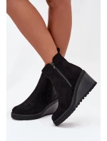 Boty na klínovém podpatku model 216847 Step in style Boty na klínovém podpatku model 216847 Step in style
