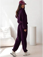 Dámská souprava z velurového úpletu v barvě lilku FashionStreet AY1251 Dámská souprava z velurového úpletu v barvě lilku FashionStreet AY1251