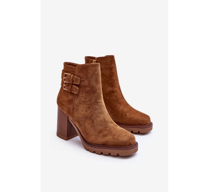 Zamszové Botky Na Podpatku Hnědé model 21632198 - Boto Zamszové Botky Na Podpatku Hnědé model 21632198 - Boto