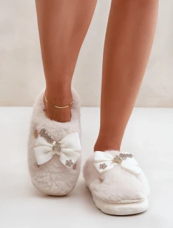 Futrzane Pantofle s Mašlí a Brožemi Bílé Annalira