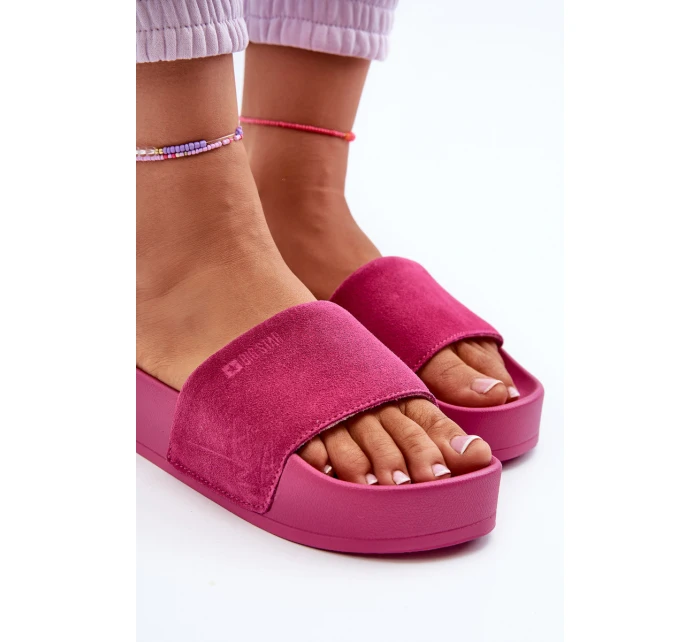 Dámské žabky na platformě z semiše Big Star model 21655533 fuchsie - Big Star Shoes Dámské žabky na platformě z semiše Big Star model 21655533 fuchsie - Big Star Shoes
