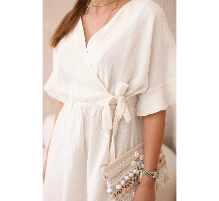 Mušelínové šaty s pasem světle béžová