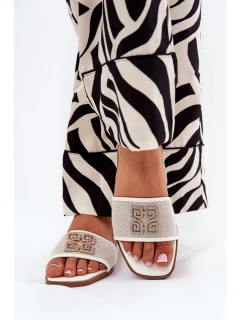 Elegantní dámské pantofle s ozdobou na plochém podpatku bílé model 21685539 - Boto