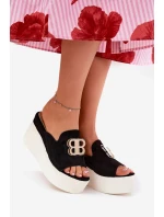 Pantofle Na Platformě A Klínu S Dekorací Černé Tanonea Pantofle Na Platformě A Klínu S Dekorací Černé Tanonea