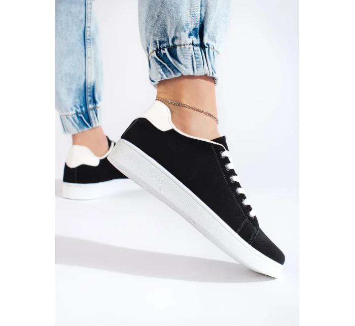 Klasické tenisky dámské černé bez podpatku Klasické tenisky dámské černé bez podpatku