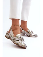 Dámské kožené sandály na nízkém podpatku s květinami Maciejka N6539-38 Zelené