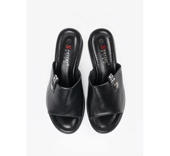 Výborné černé dámské  nazouváky platforma