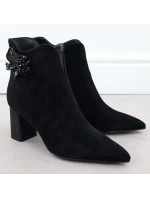 Dámské kožené kozačky s ozdobným podpatkem S.Barski 52-686