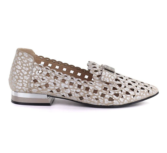 Dámské prolamované kožené polobotky Vinceza 99205 v šedé barvě Dámské prolamované kožené polobotky Vinceza 99205 v šedé barvě