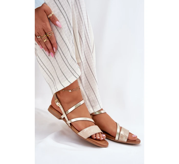 Kožené dámské sandály na plochém podpatku model 21697455 zlaté - Maciejka