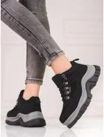 Stylové dámské tenisky černé bez podpatku Stylové dámské tenisky černé bez podpatku