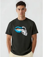 Tshirt męski oversize bawełniany z nadrukiem czarny model 22216228 - FashionStreet Tshirt męski oversize bawełniany z nadrukiem czarny model 22216228 - FashionStreet