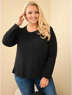 Dámská bavlněná mikina Plus Size s model 22363450 vsadkou a kapsou černá - K-Fashion